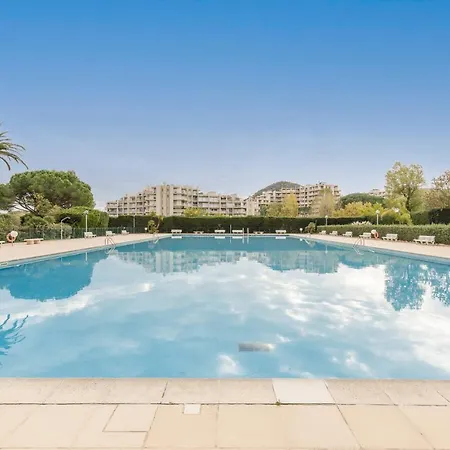 A 2 Pas Du Golf Cannes Marina Lejlighed Mandelieu