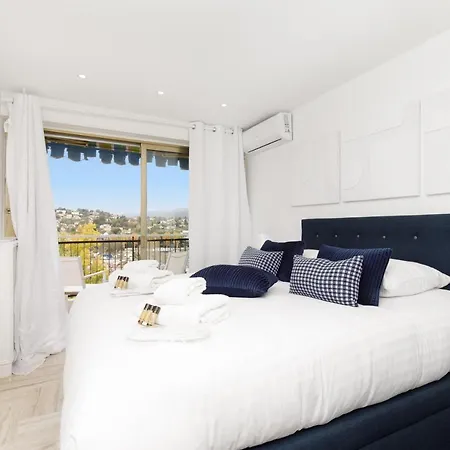 Апартаменты A 2 Pas Du Golf Cannes Marina
