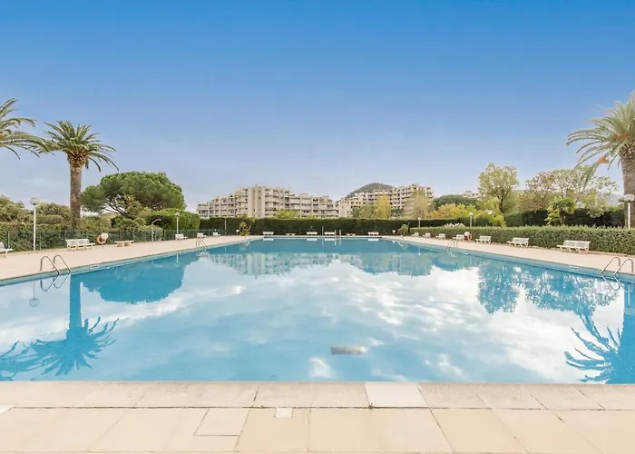 A 2 Pas Du Golf Cannes Marina Apartman Mandelieu