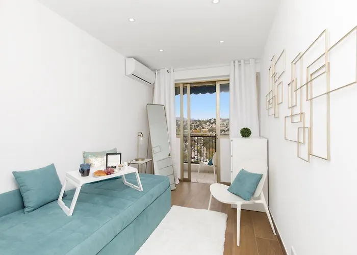 Apartament A 2 Pas Du Golf Cannes Marina